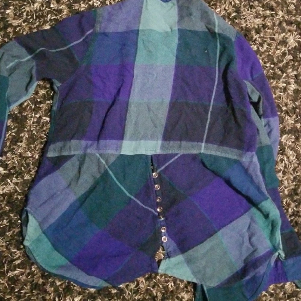 Shirt - Picture 2 of 2